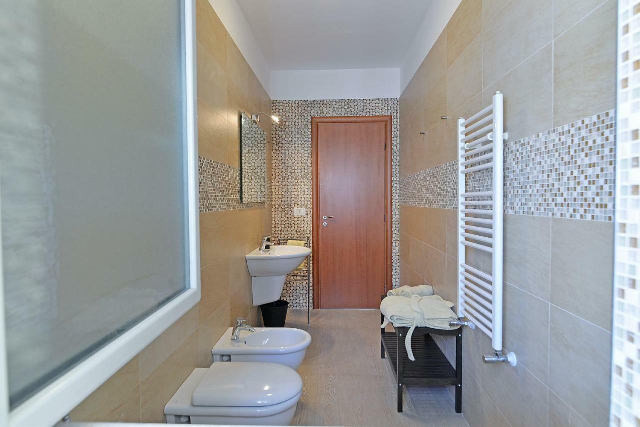 Bed and Breakfast Casa Roberta Монополи Экстерьер фото